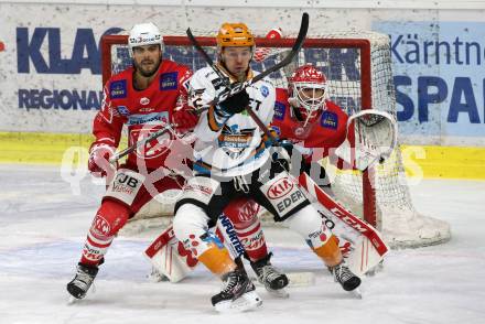EBEL. Eishockey Bundesliga. KAC gegen	Black Wings 1992 Linz. Steven Strong, Sebastian Dahm,  (KAC), Alexander Lahoda (Linz). Klagenfurt, am 24.1.2021.
Foto: Kuess
www.qspictures.net

---
pressefotos, pressefotografie, kuess, qs, qspictures, sport, bild, bilder, bilddatenbank