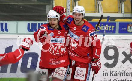 EBEL. Eishockey Bundesliga. KAC gegen	Black Wings 1992 Linz. Torjubel Manuel Ganahl, Nicholas Eric Petersen (KAC). Klagenfurt, am 24.1.2021.
Foto: Kuess
www.qspictures.net

---
pressefotos, pressefotografie, kuess, qs, qspictures, sport, bild, bilder, bilddatenbank