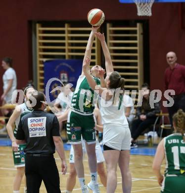 Basketball Damen Superliga 2020/2021. Grunddurchgang 4. Runde.  KOS Celovec Damen gegen  UBI Graz. Nikolina Sofric (KOS Celovec), Camilla Neumann (Graz). Klagenfurt, am 26.1.2021.
Foto: Kuess
www.qspictures.net

---
pressefotos, pressefotografie, kuess, qs, qspictures, sport, bild, bilder, bilddatenbank