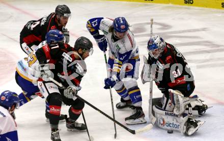 EBEL. Eishockey Bundesliga. VSV gegen Bratislava Capitals.  Chris Collins,  (VSV), Jared Coreau  (Bratislava). Villach, am 29.1.2021.
Foto: Kuess
www.qspictures.net
---
pressefotos, pressefotografie, kuess, qs, qspictures, sport, bild, bilder, bilddatenbank