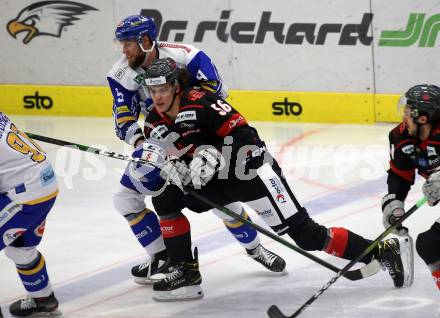 EBEL. Eishockey Bundesliga. VSV gegen Bratislava Capitals.  Kevin Schmidt, (VSV), Michal Mrazik  (Bratislava). Villach, am 29.1.2021.
Foto: Kuess
www.qspictures.net
---
pressefotos, pressefotografie, kuess, qs, qspictures, sport, bild, bilder, bilddatenbank