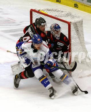 EBEL. Eishockey Bundesliga. VSV gegen Bratislava Capitals. Renars Krastenbergs,   (VSV),  Ladislav Romancik, Jared Coreau (Bratislava). Villach, am 29.1.2021.
Foto: Kuess
www.qspictures.net
---
pressefotos, pressefotografie, kuess, qs, qspictures, sport, bild, bilder, bilddatenbank