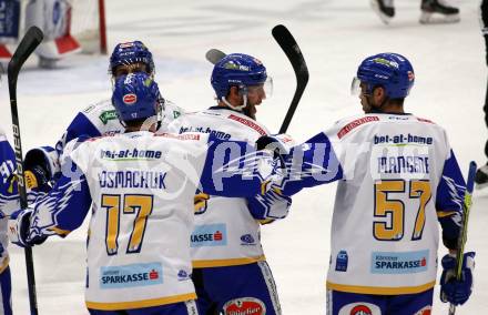 EBEL. Eishockey Bundesliga. VSV gegen Vienna Capitals.  Torjubel Scott Kosmachuk, Sahir Gill, Kevin Schmidt, Matt Mangene (VSV). Villach, am 2.2.2021.
Foto: Kuess
www.qspictures.net
---
pressefotos, pressefotografie, kuess, qs, qspictures, sport, bild, bilder, bilddatenbank