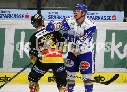 EBEL. Eishockey Bundesliga. VSV gegen Vienna Capitals.  Scott Kosmachuk,  (VSV), Rafael Rotter (Vienna Capitals). Villach, am 2.2.2021.
Foto: Kuess
www.qspictures.net
---
pressefotos, pressefotografie, kuess, qs, qspictures, sport, bild, bilder, bilddatenbank