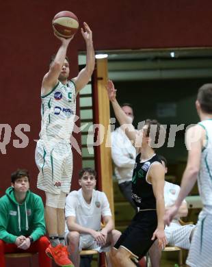 Basketball Zweite Liga 2020/2021. Grunddurchgang 18. Runde. KOS Celovec gegen Union Deutsch Wagram Alligators. Tim Huber (KOS Celovec), Simon Marek  (Union Deutsch Wagram Alligators). Klagenfurt, am 6.2.2021.
Foto: Kuess
www.qspictures.net

---
pressefotos, pressefotografie, kuess, qs, qspictures, sport, bild, bilder, bilddatenbank
