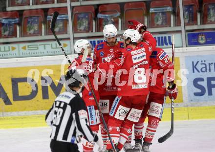 EBEL. Eishockey Bundesliga. KAC gegen	Fehervar AV19. Torjubel Bischofberger Johannes, Hundertpfund Thomas, Petersen Nicholas Eric, Strong Steven, (KAC). Klagenfurt, am 7.2.2021.
Foto: Kuess
www.qspictures.net

---
pressefotos, pressefotografie, kuess, qs, qspictures, sport, bild, bilder, bilddatenbank