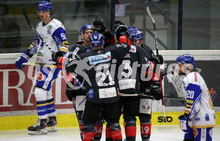 EBEL. Eishockey Bundesliga. VSV gegen HC TWK Innsbruck.  Torjubel Deven Gregory Sideroff, Dario Winkler, Jonathan Racine-Clarke, Maxwell Nicholas Gerlach, Colton Jay Saucerman  (Innsbruck). Villach, am 7.2.2021.
Foto: Kuess
www.qspictures.net
---
pressefotos, pressefotografie, kuess, qs, qspictures, sport, bild, bilder, bilddatenbank