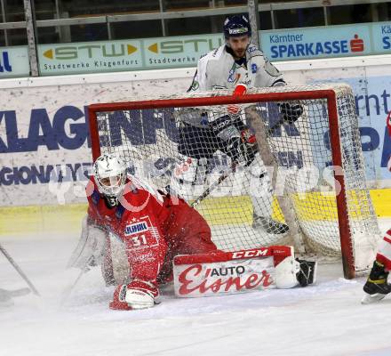 EBEL. Eishockey Bundesliga. KAC gegen	Fehervar AV19. Madlener David  (KAC), Caruso Michael (Fehervar AV19). Klagenfurt, am 7.2.2021.
Foto: Kuess
www.qspictures.net

---
pressefotos, pressefotografie, kuess, qs, qspictures, sport, bild, bilder, bilddatenbank