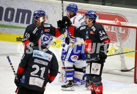 EBEL. Eishockey Bundesliga. VSV gegen HC TWK Innsbruck. Torjubel Dario Winkler,  Deven Gregory Sideroff, Colton Jay Saucerman  (Innsbruck). Villach, am 7.2.2021.
Foto: Kuess
www.qspictures.net
---
pressefotos, pressefotografie, kuess, qs, qspictures, sport, bild, bilder, bilddatenbank