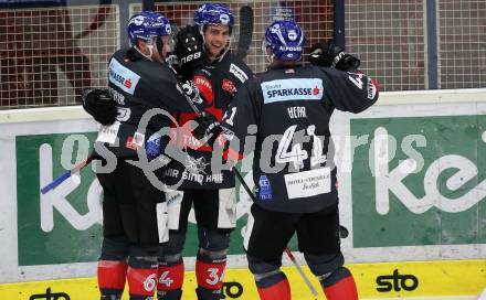 EBEL. Eishockey Bundesliga. VSV gegen HC TWK Innsbruck.  Torjubel Deven Gregory Sideroff, Braden Dean Christoffer, Samuel Michael Herr  (Innsbruck). Villach, am 7.2.2021.
Foto: Kuess
www.qspictures.net
---
pressefotos, pressefotografie, kuess, qs, qspictures, sport, bild, bilder, bilddatenbank