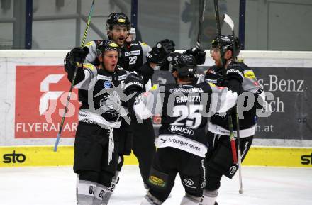 EBEL. Eishockey Bundesliga. VSV gegen Dornbirn Bulldogs.  Torjubel Anthony Luciani, Andrew Michael Yogan, William Charles Rapuzzi, Matthew MacKenzie  (Dornbirn). Villach, am 14.2.2021.
Foto: Kuess
www.qspictures.net
---
pressefotos, pressefotografie, kuess, qs, qspictures, sport, bild, bilder, bilddatenbank