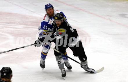 EBEL. Eishockey Bundesliga. VSV gegen Dornbirn Bulldogs.  Jamie Fraser,  (VSV), Andrew Michael Yogan (Dornbirn). Villach, am 14.2.2021.
Foto: Kuess
www.qspictures.net
---
pressefotos, pressefotografie, kuess, qs, qspictures, sport, bild, bilder, bilddatenbank