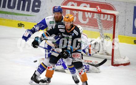 EBEL. Eishockey Bundesliga. VSV gegen Black Wings 1992. Jamie Fraser,   (VSV), Juha Pekka Hytonen (Linz). Villach, am 14.2.2021.
Foto: Kuess
www.qspictures.net
---
pressefotos, pressefotografie, kuess, qs, qspictures, sport, bild, bilder, bilddatenbank