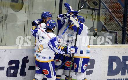 EBEL. Eishockey Bundesliga. VSV gegen Black Wings 1992.  Torjubel Scott Kosmachuk, Jordan Caron, Kevin Schmidt, Sahir Gill (VSV). Villach, am 14.2.2021.
Foto: Kuess
www.qspictures.net
---
pressefotos, pressefotografie, kuess, qs, qspictures, sport, bild, bilder, bilddatenbank