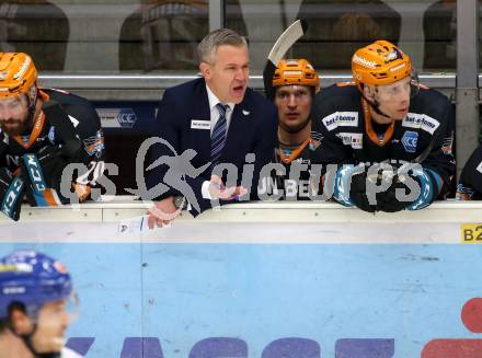 EBEL. Eishockey Bundesliga. VSV gegen Black Wings 1992.  Trainer Dan Ceman (Linz). Villach, am 14.2.2021.
Foto: Kuess
www.qspictures.net
---
pressefotos, pressefotografie, kuess, qs, qspictures, sport, bild, bilder, bilddatenbank
