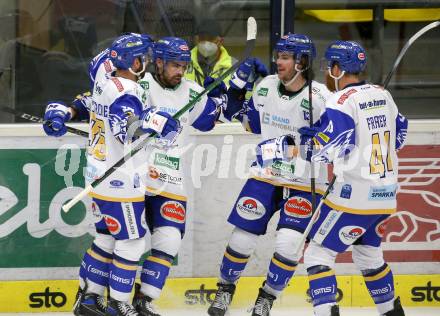 EBEL. Eishockey Bundesliga. VSV gegen Black Wings 1992.  Torjubel Jerry Pollastrone, Matt Mangene, Chris Collins, Jamie Fraser (VSV). Villach, am 14.2.2021.
Foto: Kuess
www.qspictures.net
---
pressefotos, pressefotografie, kuess, qs, qspictures, sport, bild, bilder, bilddatenbank