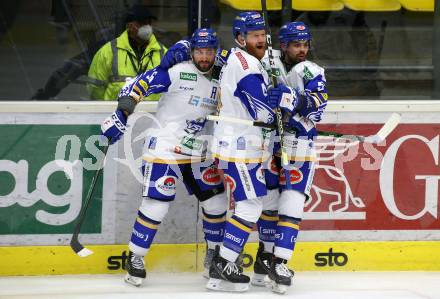 EBEL. Eishockey Bundesliga. VSV gegen Black Wings 1992.  Torjubel Jamie Fraser, Jerry Pollastrone, Matt Mangene (VSV). Villach, am 14.2.2021.
Foto: Kuess
www.qspictures.net
---
pressefotos, pressefotografie, kuess, qs, qspictures, sport, bild, bilder, bilddatenbank