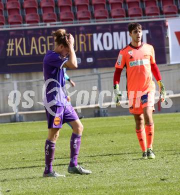 Fussball 2. Liga. SK Austria Klagenfurt gegen  SK Rapid II.   Patrick Greil (Klagenfurt), Niklas Hedl (Rapid). Klagenfurt, am 21.2.2021.
Foto: Kuess
www.qspictures.net
---
pressefotos, pressefotografie, kuess, qs, qspictures, sport, bild, bilder, bilddatenbank