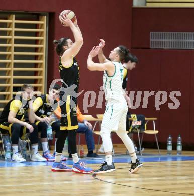 Basketball Zweite Liga 2020/2021. Grunddurchgang 20. Runde. KOS Celovec gegen  Fuerstenfeld Panthers. Anze Kos (KOS Celovec), Adnan Hajder (Fuerstenfeld). Klagenfurt, am 20.2.2021.
Foto: Kuess
www.qspictures.net

---
pressefotos, pressefotografie, kuess, qs, qspictures, sport, bild, bilder, bilddatenbank