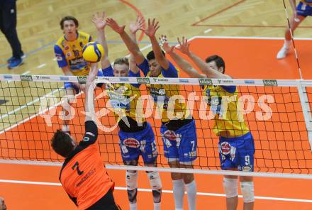 Volleyball. Austria Volley Cup. HCup. SK Zadruga Aich/Dob gegen VCA Amstetten.  Blazej PODLESNY, Victor Hugo MIRANDA de ALCANTARA, Konrad Dariusz FORMELA (Aich/Dob). Bleiburg, am 21.2.2021.
Foto: Kuess
www.qspictures.net
---
pressefotos, pressefotografie, kuess, qs, qspictures, sport, bild, bilder, bilddatenbank