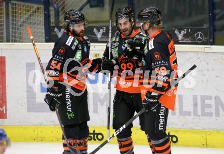 EBEL. Eishockey Bundesliga. VSV gegen Moser Medical Graz 99ers.  Torjubel Anthony Cameranesi, Travis Oleksuk, Olof Anton Myllaeri (Graz). Villach, am 23.2.2021.
Foto: Kuess
www.qspictures.net
---
pressefotos, pressefotografie, kuess, qs, qspictures, sport, bild, bilder, bilddatenbank