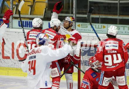 EBEL. Eishockey Bundesliga. KAC gegen	EC Salzburg.  Torjubel John Hughes (Salzburg). Klagenfurt, am 26.2.2021.
Foto: Kuess
www.qspictures.net

---
pressefotos, pressefotografie, kuess, qs, qspictures, sport, bild, bilder, bilddatenbank
