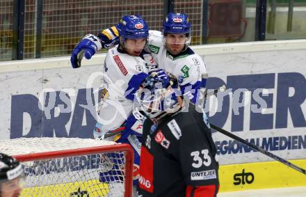 EBEL. Eishockey Bundesliga. VSV gegen HC TWK Innsbruck. Torjubel Scott Kosmachuk, Josef Hrabal  (VSV). Villach, am 28.2.2021.
Foto: Kuess
www.qspictures.net
---
pressefotos, pressefotografie, kuess, qs, qspictures, sport, bild, bilder, bilddatenbank