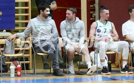 Basketball Zweite Liga 2020/2021. Grunddurchgang 22. Runde. KOS Celovec gegen  Guessing/Jennersdorf Blackbirds. Daniel Gspandl, Tim Huber, Anze Kos (KOS Celovec). Klagenfurt, am 13.3.2021.
Foto: Kuess
www.qspictures.net

---
pressefotos, pressefotografie, kuess, qs, qspictures, sport, bild, bilder, bilddatenbank