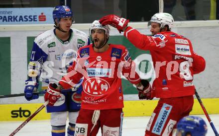 EBEL. Eishockey Bundesliga. VSV gegen KAC.  Torjubel Steven Strong, Nicholas Eric Petersen  (KAC). Villach, am 14.3.2021.
Foto: Kuess
www.qspictures.net
---
pressefotos, pressefotografie, kuess, qs, qspictures, sport, bild, bilder, bilddatenbank