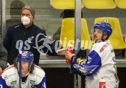 EBEL. Eishockey Bundesliga. VSV gegen KAC.  Physiotherapeut Juergen, Julian Kornelli (VSV). Villach, am 14.3.2021.
Foto: Kuess
www.qspictures.net
---
pressefotos, pressefotografie, kuess, qs, qspictures, sport, bild, bilder, bilddatenbank