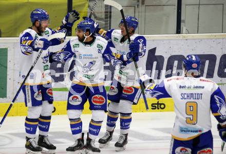 EBEL. Eishockey Bundesliga. VSV gegen KAC.  Torjubel Jordan Caron, Sahir Gill, Scott Kosmachuk, Kevin Schmidt (VSV). Villach, am 14.3.2021.
Foto: Kuess
www.qspictures.net
---
pressefotos, pressefotografie, kuess, qs, qspictures, sport, bild, bilder, bilddatenbank