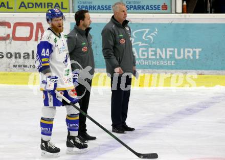EBEL. Eishockey Bundesliga. KAC gegen	VSV. Jamie Fraser, Co-Trainer Marco Pewal, Trainer Rob Daum (VSV). Klagenfurt, am 21.3.2021.
Foto: Kuess
www.qspictures.net

---
pressefotos, pressefotografie, kuess, qs, qspictures, sport, bild, bilder, bilddatenbank