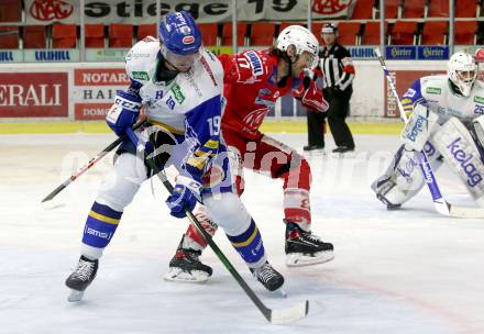 EBEL. Eishockey Bundesliga. KAC gegen	VSV. Manuel Ganahl, (KAC),   Stefan Bacher  (VSV). Klagenfurt, am 21.3.2021.
Foto: Kuess
www.qspictures.net

---
pressefotos, pressefotografie, kuess, qs, qspictures, sport, bild, bilder, bilddatenbank