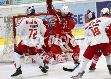 EBEL. Eishockey Bundesliga. KAC gegen	EC Red Bull Salzburg. Thomas Vallant,  (KAC), John Hughes  (Salzburg). Klagenfurt, am 28.3.2021.
Foto: Kuess
www.qspictures.net

---
pressefotos, pressefotografie, kuess, qs, qspictures, sport, bild, bilder, bilddatenbank