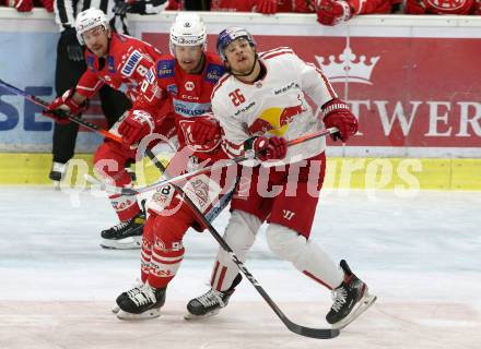 EBEL. Eishockey Bundesliga. KAC gegen	EC Red Bull Salzburg. Matthew Fraser, (KAC),  Peter Hochkofler  (Salzburg). Klagenfurt, am 28.3.2021.
Foto: Kuess
www.qspictures.net

---
pressefotos, pressefotografie, kuess, qs, qspictures, sport, bild, bilder, bilddatenbank