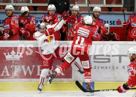 EBEL. Eishockey Bundesliga. KAC gegen	EC Red Bull Salzburg. Lukas Haudum,  (KAC), Alexander Rauchenwald  (Salzburg). Klagenfurt, am 28.3.2021.
Foto: Kuess
www.qspictures.net

---
pressefotos, pressefotografie, kuess, qs, qspictures, sport, bild, bilder, bilddatenbank