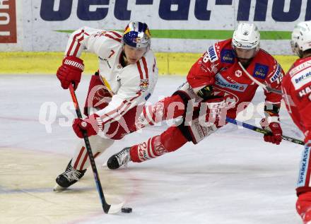 EBEL. Eishockey Bundesliga. KAC gegen	EC Red Bull Salzburg. Thomas Koch,  (KAC), Filip Varejcka  (Salzburg). Klagenfurt, am 1.4.2021.
Foto: Kuess
www.qspictures.net

---
pressefotos, pressefotografie, kuess, qs, qspictures, sport, bild, bilder, bilddatenbank