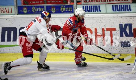 EBEL. Eishockey Bundesliga. KAC gegen	EC Red Bull Salzburg. Daniel Obersteiner,  (KAC),  Johan Alexander Urbom (Salzburg). Klagenfurt, am 1.4.2021.
Foto: Kuess
www.qspictures.net

---
pressefotos, pressefotografie, kuess, qs, qspictures, sport, bild, bilder, bilddatenbank