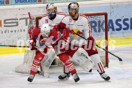 EBEL. Eishockey Bundesliga. KAC gegen	EC Red Bull Salzburg. Nicholas Eric Petersen,  (KAC),  Stefan Espeland, Jesper Eliasson (Salzburg). Klagenfurt, am 1.4.2021.
Foto: Kuess
www.qspictures.net

---
pressefotos, pressefotografie, kuess, qs, qspictures, sport, bild, bilder, bilddatenbank