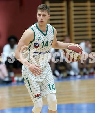 Basketball Zweite Liga 2020/2021. Playoffs. VF2. KOS Celovec gegen  Raiders Tirol. Lovro Fizuleto (KOS Celovec). Klagenfurt, am 3.4.2021.
Foto: Kuess
www.qspictures.net

---
pressefotos, pressefotografie, kuess, qs, qspictures, sport, bild, bilder, bilddatenbank