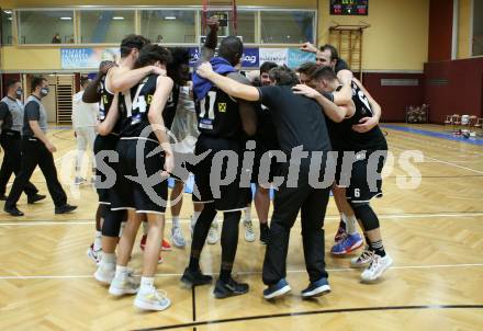 Basketball Zweite Liga 2020/2021. Playoffs. VF2. KOS Celovec gegen  Raiders Tirol. Jubel (Tirol). Klagenfurt, am 3.4.2021.
Foto: Kuess
www.qspictures.net

---
pressefotos, pressefotografie, kuess, qs, qspictures, sport, bild, bilder, bilddatenbank