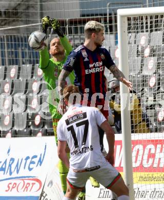 Fussball. Bundesliga. RZ Pellets WAC gegen SK Rapid.  Alexander Kofler,  (WAC), Taxiarchis Fountas (Rapid). Wolfsberg, am 4.4.2021.
Foto: Kuess
www.qspictures.net

---
pressefotos, pressefotografie, kuess, qs, qspictures, sport, bild, bilder, bilddatenbank