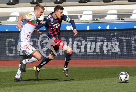 Fussball. Bundesliga. RZ Pellets WAC gegen SK Rapid. Gustav Niklas Henriksson, (WAC), Dejan Ljubicic  (Rapid). Wolfsberg, am 4.4.2021.
Foto: Kuess
www.qspictures.net

---
pressefotos, pressefotografie, kuess, qs, qspictures, sport, bild, bilder, bilddatenbank