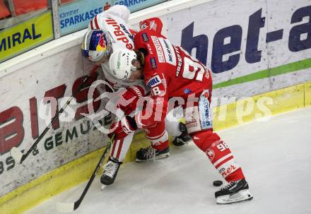 EBEL. Eishockey Bundesliga. KAC gegen	EC Red Bull Salzburg. Daniel Obersteiner,  (KAC),  Stefan Espeland (Salzburg). Klagenfurt, am 5.4.2021.
Foto: Kuess
www.qspictures.net

---
pressefotos, pressefotografie, kuess, qs, qspictures, sport, bild, bilder, bilddatenbank
