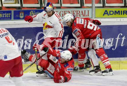 EBEL. Eishockey Bundesliga. KAC gegen	EC Red Bull Salzburg. Stefan Geier, Daniel Obersteiner,  (KAC), Austin Ryan Ortega  (Salzburg). Klagenfurt, am 5.4.2021.
Foto: Kuess
www.qspictures.net

---
pressefotos, pressefotografie, kuess, qs, qspictures, sport, bild, bilder, bilddatenbank