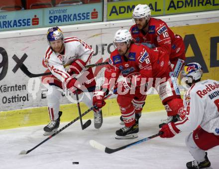 EBEL. Eishockey Bundesliga. KAC gegen	EC Red Bull Salzburg. Nicholas Eric Petersen, Thomas Vallant, (KAC), John Hughes   (Salzburg). Klagenfurt, am 5.4.2021.
Foto: Kuess
www.qspictures.net

---
pressefotos, pressefotografie, kuess, qs, qspictures, sport, bild, bilder, bilddatenbank