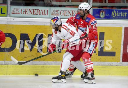 EBEL. Eishockey Bundesliga. KAC gegen	EC Red Bull Salzburg. Martin Schumnig, (KAC),  Florian Baltram  (Salzburg). Klagenfurt, am 5.4.2021.
Foto: Kuess
www.qspictures.net

---
pressefotos, pressefotografie, kuess, qs, qspictures, sport, bild, bilder, bilddatenbank