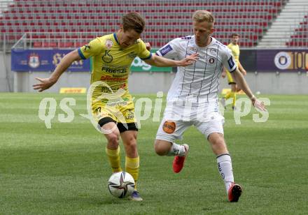 Fussball 2. Liga. SK Austria Klagenfurt gegen  SV Lafnitz. Christopher Cvetko, (Klagenfurt),  Florian Harald Prohart   (Lafnitz). Klagenfurt, am 5.4.2021.
Foto: Kuess
www.qspictures.net
---
pressefotos, pressefotografie, kuess, qs, qspictures, sport, bild, bilder, bilddatenbank