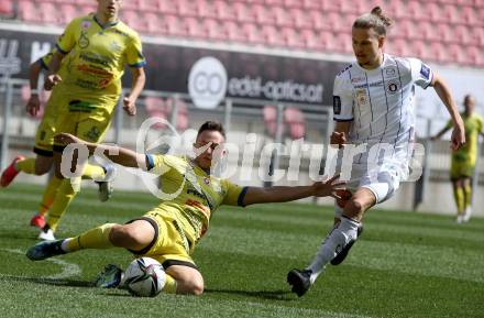 Fussball 2. Liga. SK Austria Klagenfurt gegen  SV Lafnitz. Patrick Greil,  (Klagenfurt),  Tobias Koch  (Lafnitz). Klagenfurt, am 5.4.2021.
Foto: Kuess
www.qspictures.net
---
pressefotos, pressefotografie, kuess, qs, qspictures, sport, bild, bilder, bilddatenbank