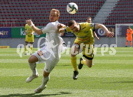 Fussball 2. Liga. SK Austria Klagenfurt gegen  SV Lafnitz. Markus Rusek,   (Klagenfurt),  Christoph Gschiel,  (Lafnitz). Klagenfurt, am 5.4.2021.
Foto: Kuess
www.qspictures.net
---
pressefotos, pressefotografie, kuess, qs, qspictures, sport, bild, bilder, bilddatenbank